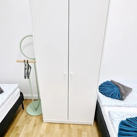 Spacious Apartment In A Lively Area Vienna Exterior photo