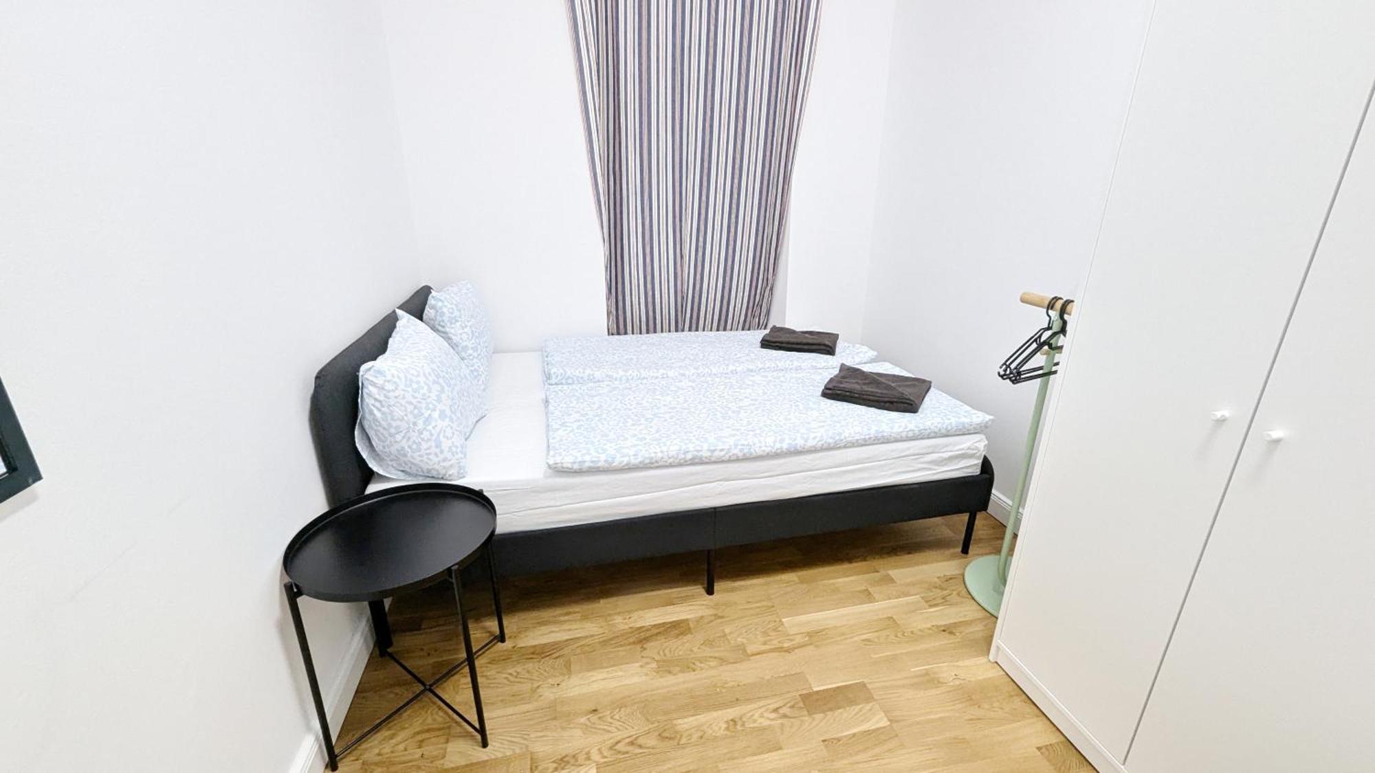 Apartment Spacious In A Lively Area *